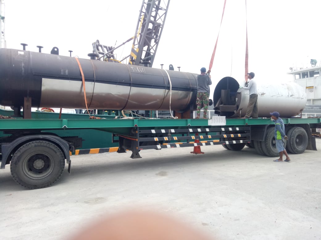 Handling Import Boiler dan Equipment