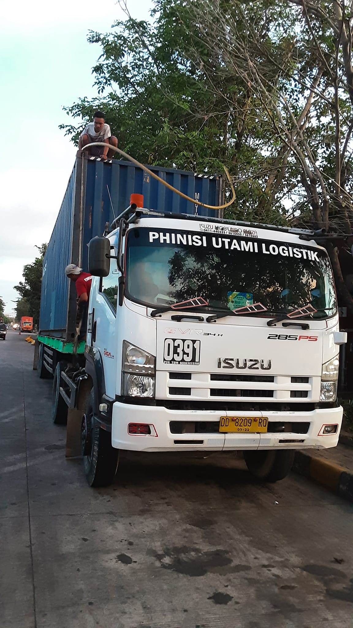 Transport logistik tujuan Imip Morowali Sulteng.